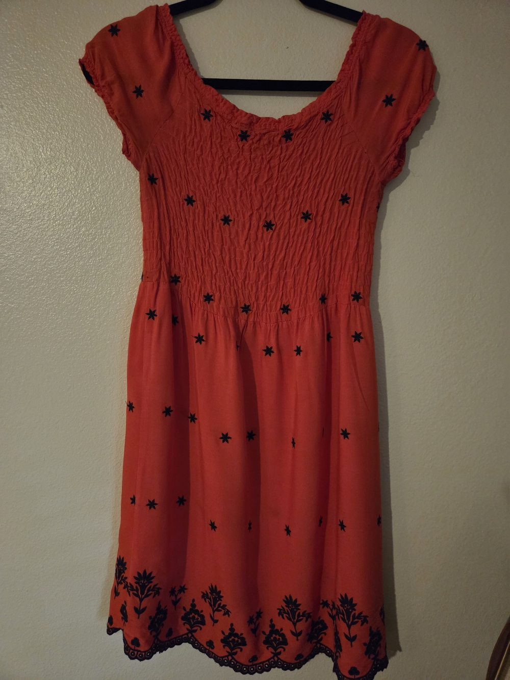 Love Tree Red Short Sleeve Star & Floral Embroidered Dress - Picture 2 of 5